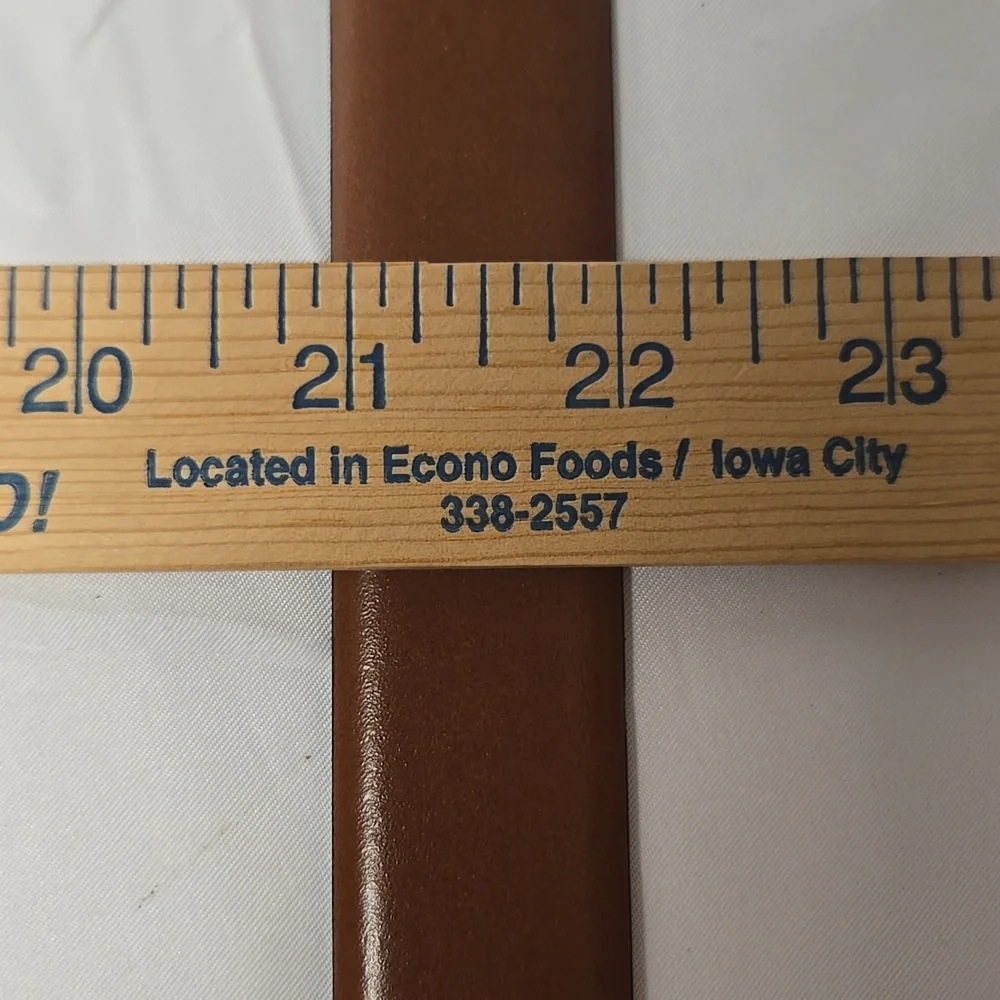 NWT size 30 Egara men's wearhouse Elegant brown Leather Belt for Men